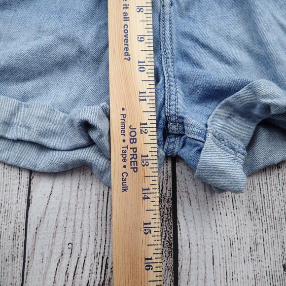 HOLLISTER Size 3 / 26 Mom Shorts Curvy Ultra High Rise Paper Bag - Picture 7 of 8
